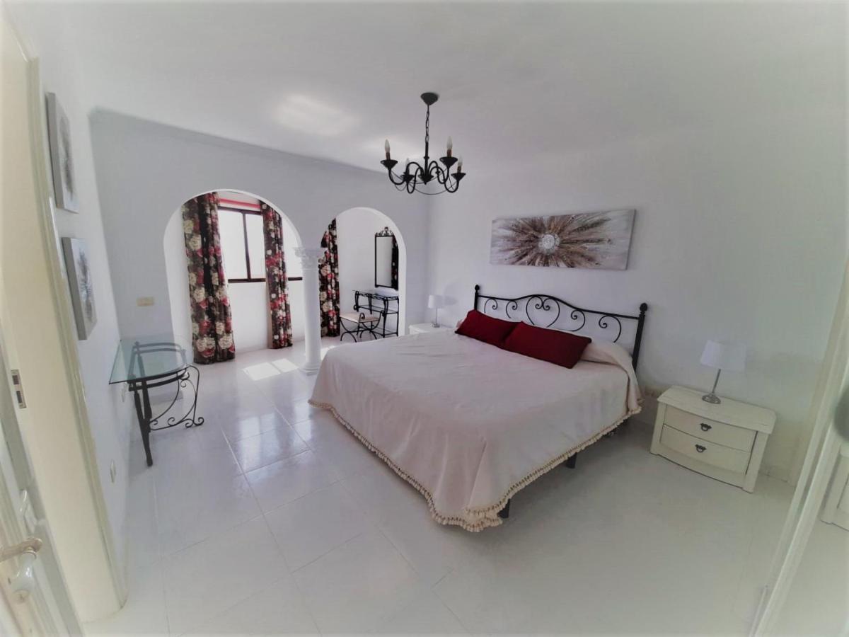 Tango House Ξενοδοχείο Arona  Εξωτερικό φωτογραφία